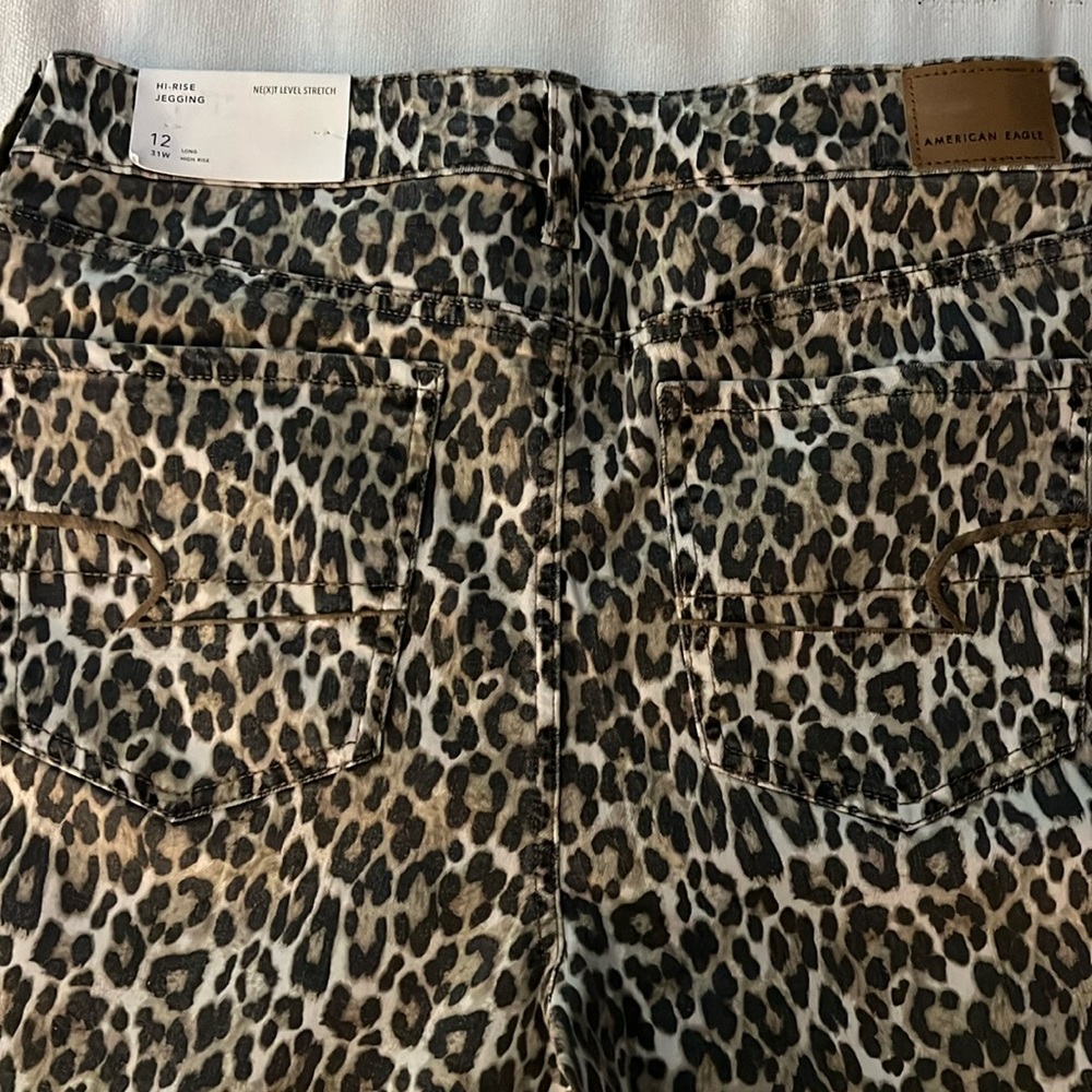 American Eagle Leopard Print Women’s Jegging - NWT - Excellent Condition